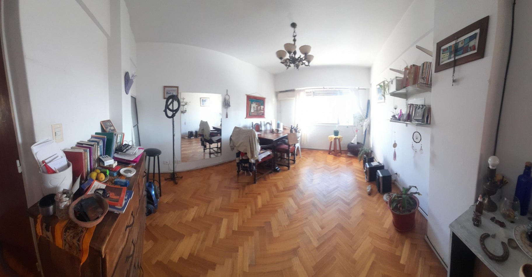 EXCELENTE DEPTO 3 AMBIENTES CON INMEJORABLE VISTA Y UBICACION.