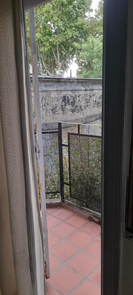  DEPTO CON COCHERA EN VENTA EN ZONA CENTRO DE SAN FERNANDO. 